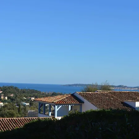 Apartment 3 Pieces Avec Terrasse, Clim Et Parking A - Fr-1-226-390 Grimaud