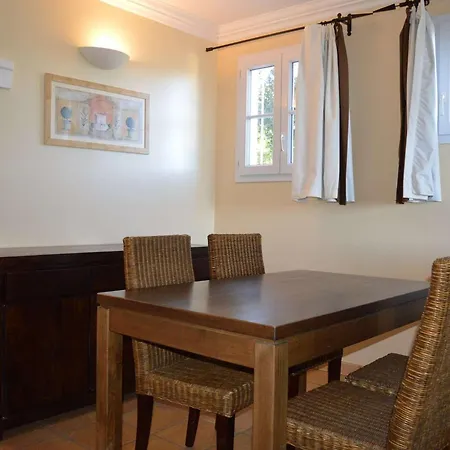 3 Pieces Avec Terrasse, Clim Et Parking A - Fr-1-226-390 Apartment Grimaud